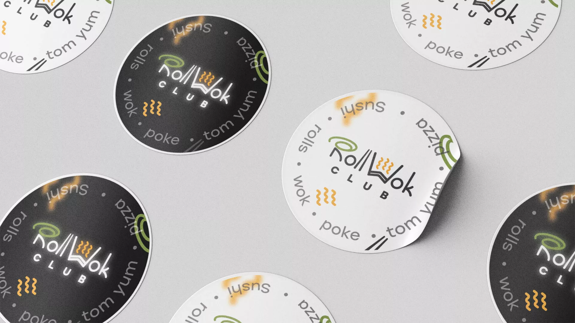 Разработка наклеек для суши-бара «Roll Wok Club» в Серпухове